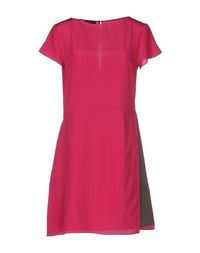 Короткое платье Emporio Armani