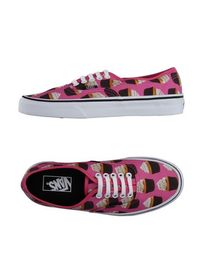 Низкие кеды и кроссовки Vans