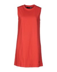 Короткое платье Love Moschino