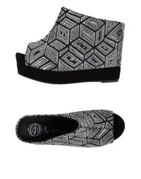 Сандалии Jeffrey Campbell