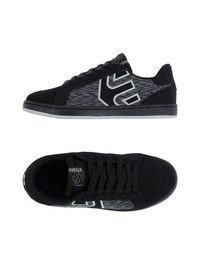 Низкие кеды и кроссовки Etnies