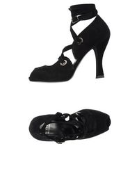 Сандалии Stuart Weitzman