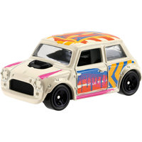 Машинка Hot Wheels из базовой коллекции Mattel