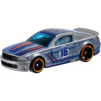 Машинка Hot Wheels из базовой коллекции Mattel