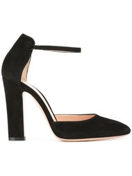 '54' pumps Gianvito Rossi