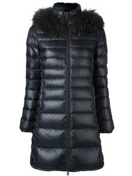 длинный пуховик с капюшоном Duvetica