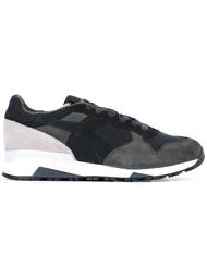 кроссовки с панельным дизайном Diadora