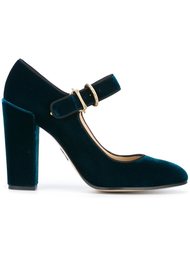 Mary Jane pumps Paul Andrew