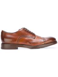 brogue detailing Derby shoes Henderson Baracco