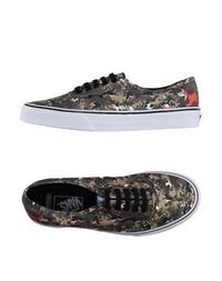 Низкие кеды и кроссовки Vans