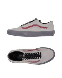 Низкие кеды и кроссовки Vans