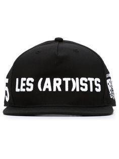 кепка с вышитым логотипом Les (Art)Ists