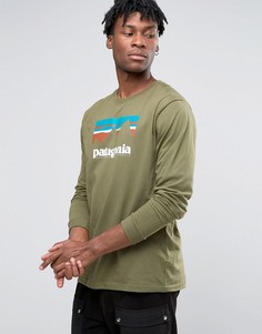 Patagonia Long Sleeve Top With Shop Sticker Print In Regular Fit Green - Зеленый
