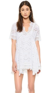 Мини-платье из кружевного шитья Nightcap x Carisa Rene