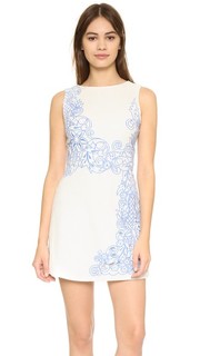 Платье Malin с вышивкой и приспущенными плечами Alice + Olivia