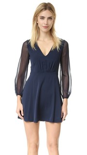 Расклешенное платье Cary с глубоким V-образным вырезом Alice + Olivia