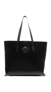 Объемная сумка с короткими ручками из лакированной кожи Versace
