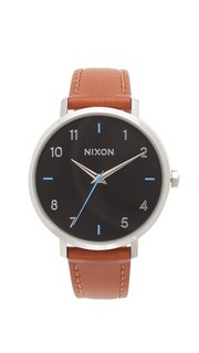 Часы с кожаным ремешком Arrow Nixon