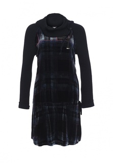 Платье Tricot Chic