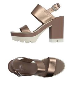 Сандалии Janet Sport