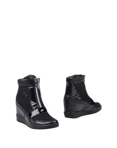 Полусапоги и высокие ботинки Bikkembergs