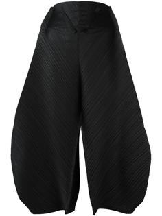 pleated cropped trousers Pleats Please By Issey Miyake