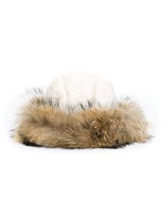 шапка с мехом енота Woolrich