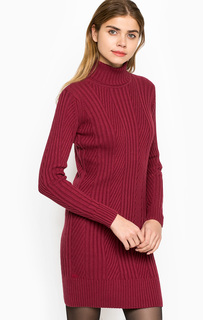 Платье Lacoste