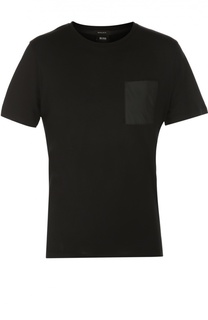 Хлопковая футболка с круглым вырезом и нагрудным карманом BOSS