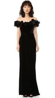 Бархатное вечернее платье с открытыми плечами Marchesa
