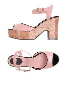 Сандалии Fendi