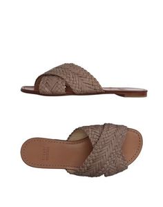 Сандалии Stuart Weitzman