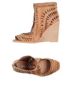 Сандалии Jeffrey Campbell