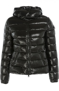 Стеганая приталенная куртка с капюшоном Moncler