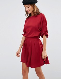 Короткое приталенное платье с завязкой на талии Lavand - Красный