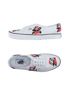 Низкие кеды и кроссовки Vans