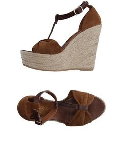 Сандалии Taleja