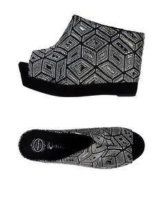 Сандалии Jeffrey Campbell