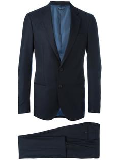 классический костюм  Giorgio Armani
