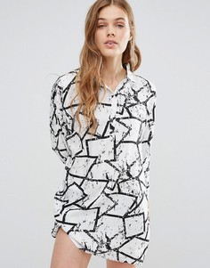 Платье-рубашка с принтом в стиле граффити Noisy May Sandra - Белый