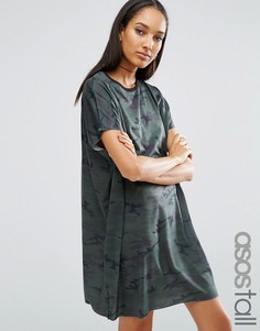 Свободное платье-футболка с камуфляжным принтом ASOS TALL - Мульти