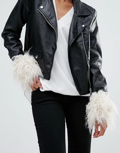 Манжеты из искусственного меха ASOS - Кремовый