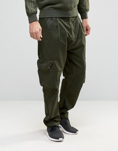 Зеленые брюки карго adidas Originals Badlander AY8533 - Зеленый