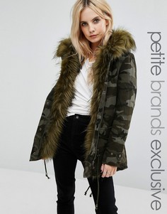 Камуфляжная куртка с подкладкой из искусственного меха Glamorous Petite - Зеленый