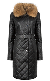 Утепленное пальто из экокожи с отделкой мехом енота La Reine Blanche