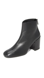 Ботильоны Bacari Stuart Weitzman