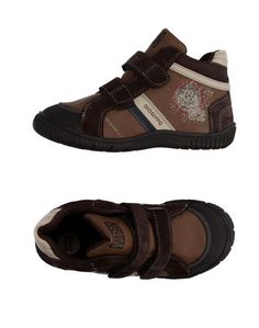 Низкие кеды и кроссовки Gioseppo