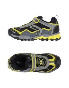 Низкие кеды и кроссовки Geox