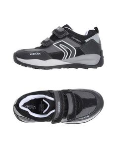 Низкие кеды и кроссовки Geox