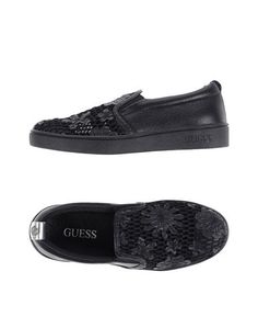 Низкие кеды и кроссовки Guess